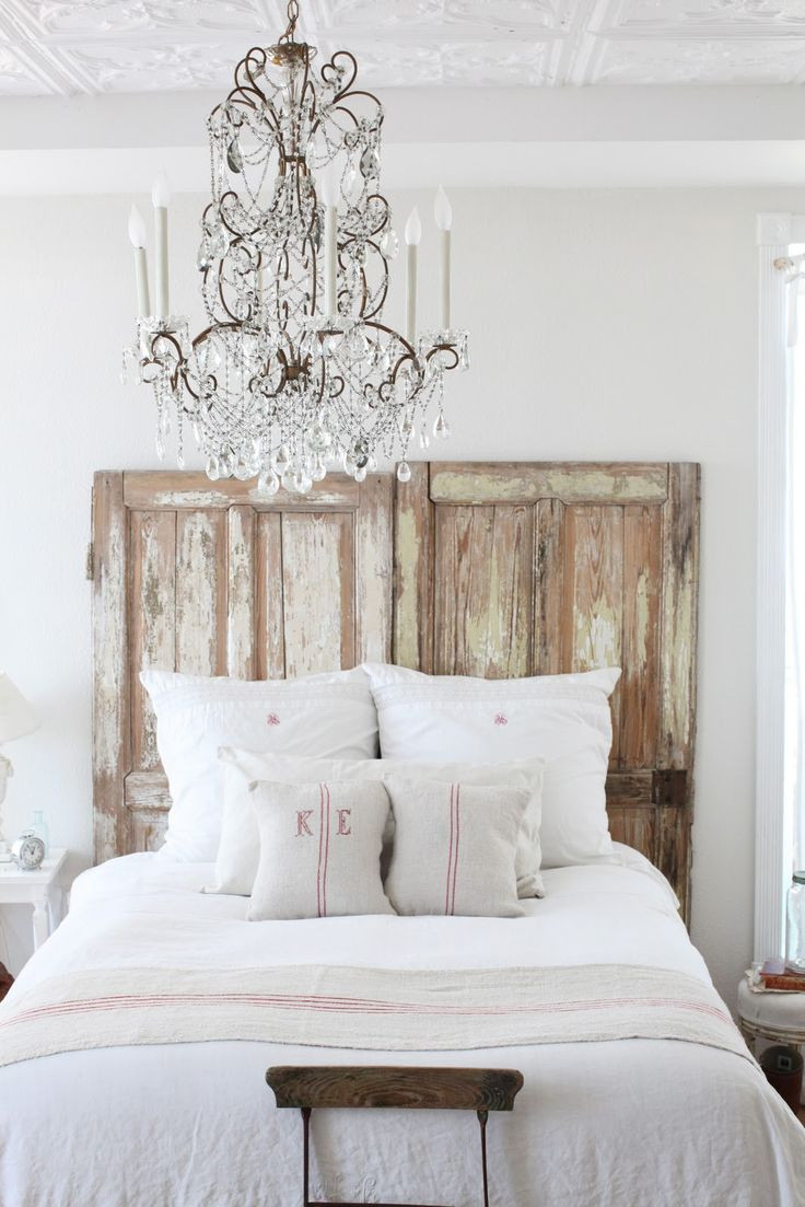 Rustic Glam Bedroom
 Remodelaholic