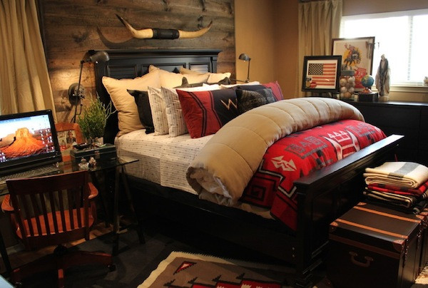 Rustic Themed Bedroom
 Inspiring Rustic Bedroom Ideas to Decorate with Style