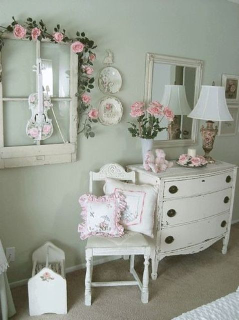 Shabby Chic Bedroom Sets
 25 Delicate Shabby Chic Bedroom Decor Ideas Shelterness