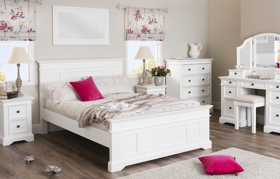 Shabby Chic Bedroom Sets
 Shabby Chic Bedroom Furniture