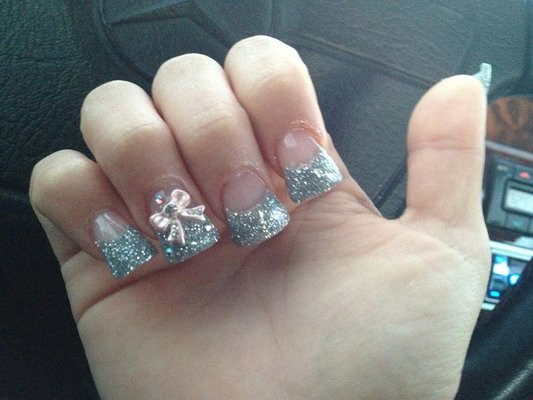 Silver Glitter Tips Nails
 46 Most Beautiful 3d Bow Nail Art Ideas