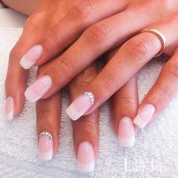 Simple Wedding Nails
 14 Wedding Nail Ideas to Try Pretty Designs