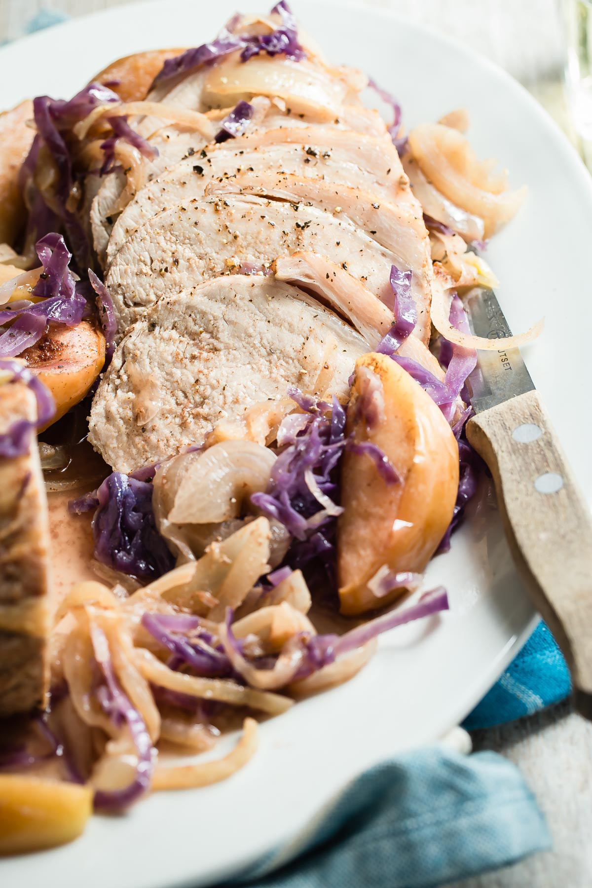 Slow Cooker Pork Tenderloin With Apples And Onions
 Slow Cooker Pork Roast with Apples and ions Pork
