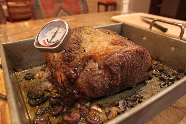 Slow Cooker Prime Rib
 How to Slow Cook a Prime Rib Roast with