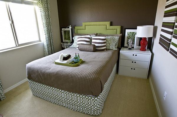 Small Bedroom Furniture
 How to arrange furniture in a small bedroom