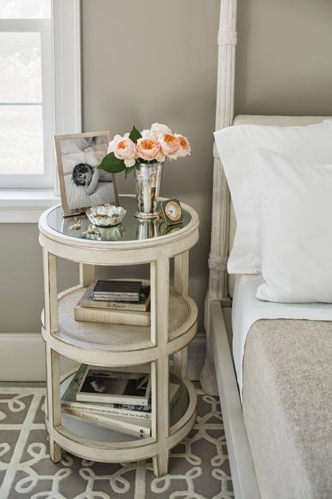 Small Bedroom Table
 27 Tiny Nightstands For Small Bedrooms Shelterness