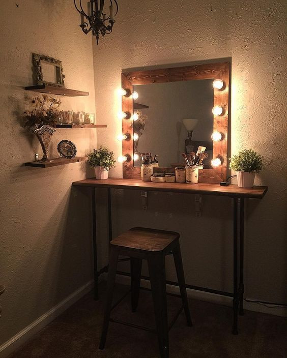 Small Bedroom Vanity
 Best 25 Wood makeup vanity ideas on Pinterest
