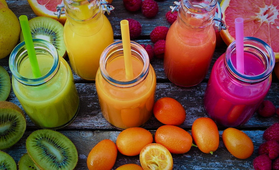 Smoothies Vs Juicing
 Smoothies Vs Juices Which should you be drinking