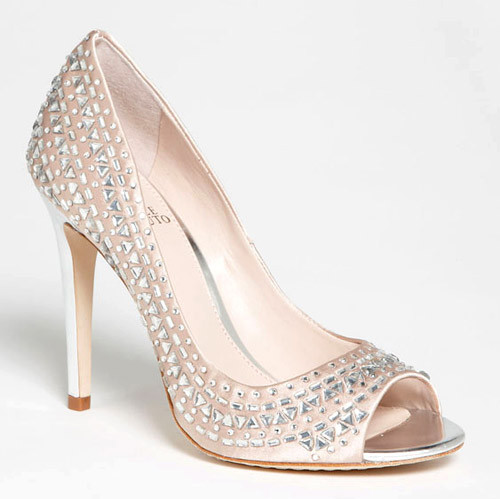 Sparkly Shoes For Wedding
 Sparkly Bridal Shoes for Holiday Weddings