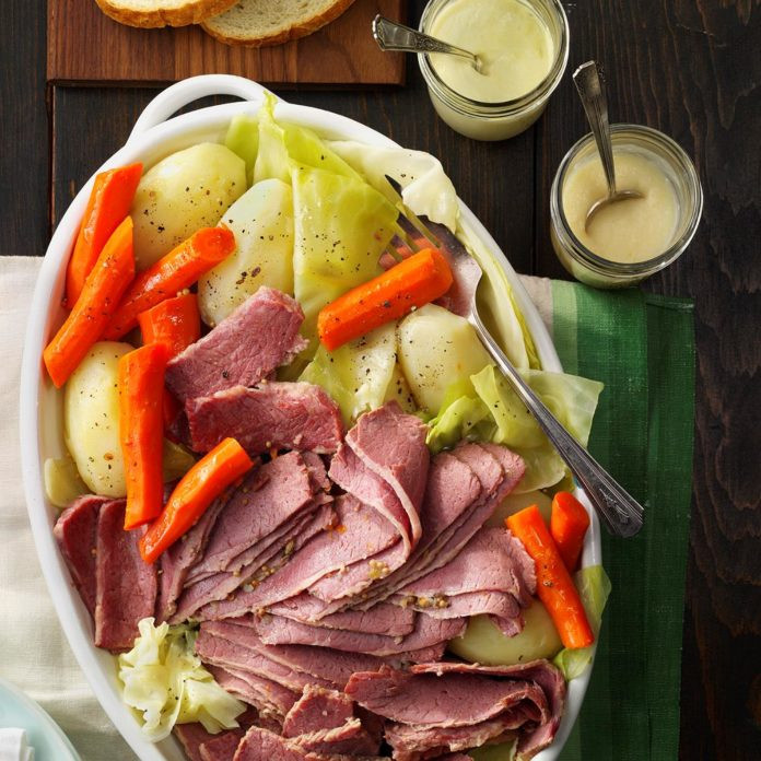 St Patrick Day Corned Beef And Cabbage
 Favorite Corned Beef and Cabbage Recipe