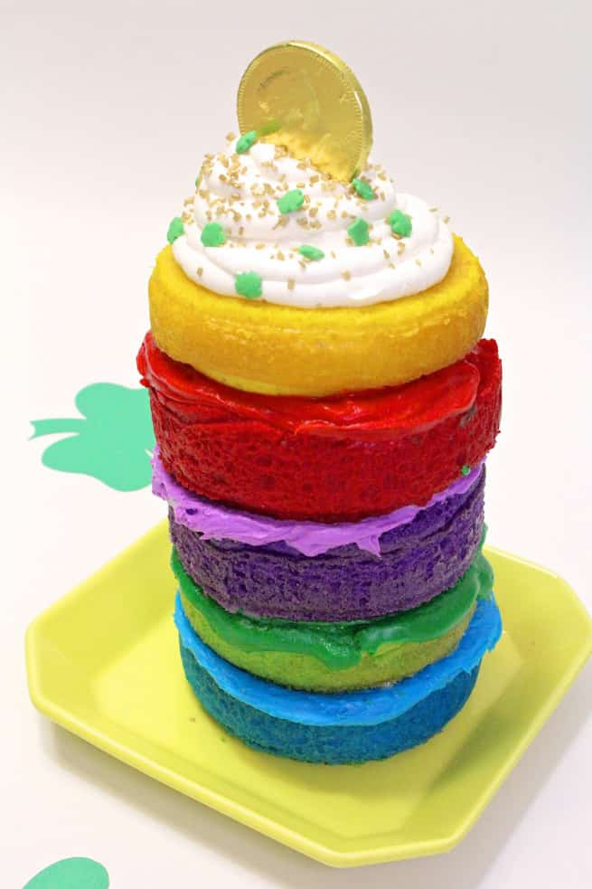 St Patrick'S Day Cake Recipes
 Mini Rainbow St Patrick s Day Cake Recipe ⋆ Brite and Bubbly