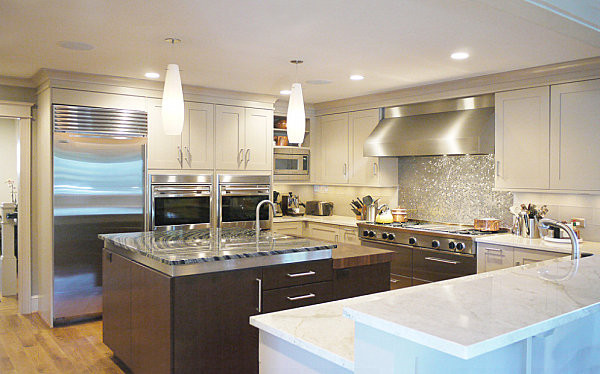 Stainless Steel Kitchen Backsplash Ideas
 Why a penny backsplash is an unique accent in the kitchen