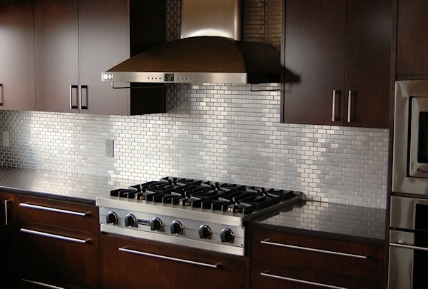 Stainless Steel Kitchen Backsplash Ideas
 The classic beauty of subway tile backsplash in the kitchen