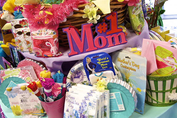 Surprise Birthday Party Ideas For Mom
 15 Last Minute Gifts and Surprise Ideas for Mother s Day