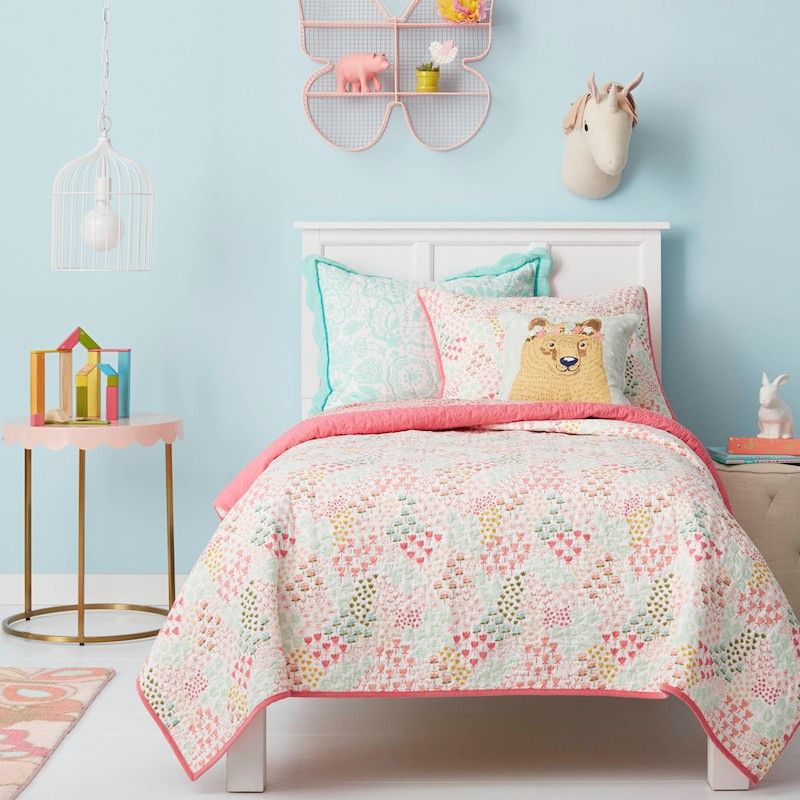 Target Kids Room Decor
 Tar Announces New Kids’ Décor Line – Pillowfort See
