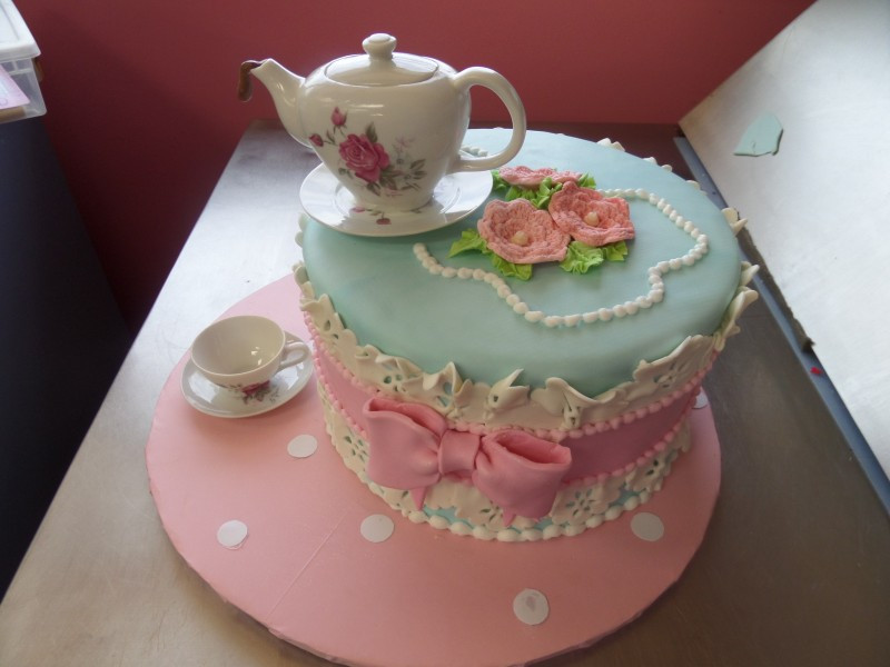 Tea Party Birthday Cake Ideas
 5 Adorable Birthday Cakes