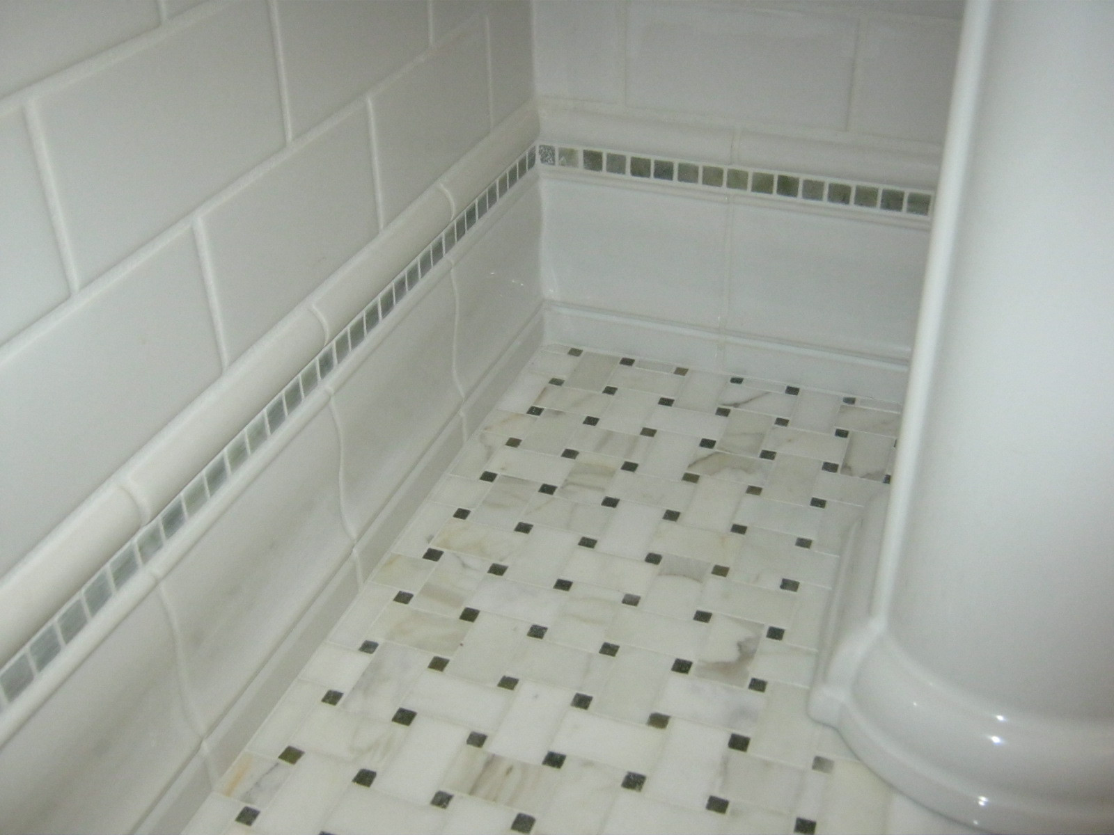 Tile Baseboard In Bathroom
 Ideas Tile Baseboard For Satisfy The Most Exquisite