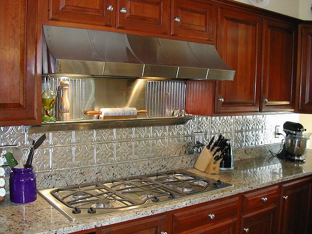 Tin Kitchen Backsplash
 s of Kitchens with Metal Backsplashes Aluminum