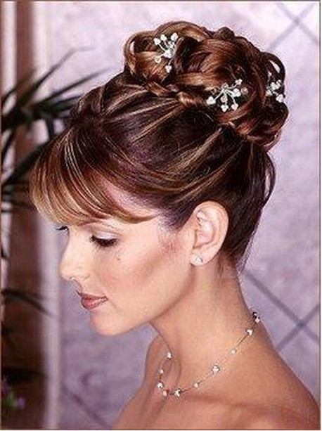 Traditional Wedding Hairstyles
 Pick the best ideas for your trendy bridal hairstyle