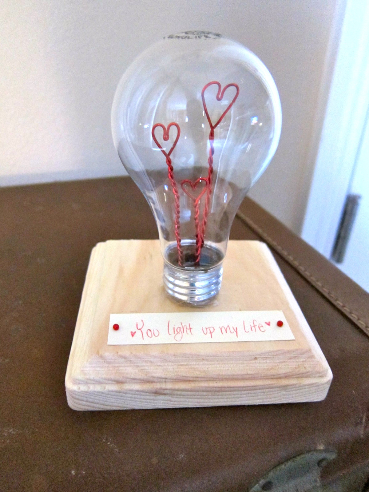 Valentine Day Handmade Gift Ideas
 Saleena DIY Valentine Light Bulb