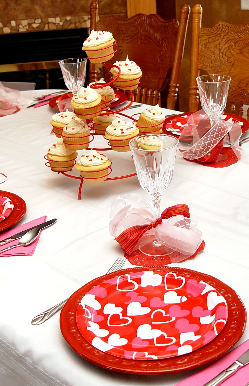 Valentine Dinners For Family
 Family Valentines Dinner Idea and How To Make A Junk Bow