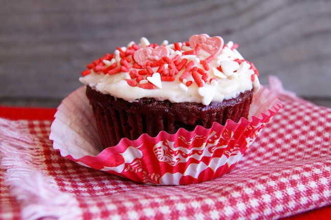 Valentines Cupcakes Recipes
 Raspberry Velvet Valentine Cupcakes Recipe