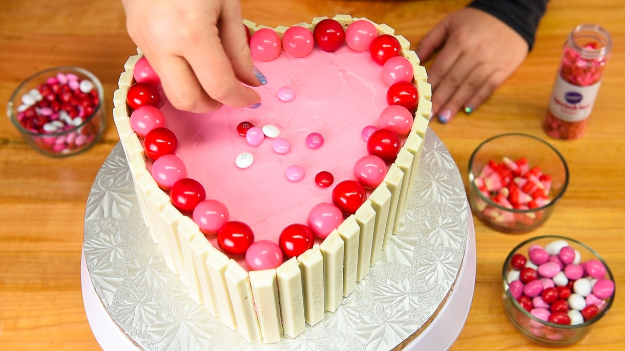 Valentines Day Cakes Pictures
 Top Amazing Love Cakes Cake Decorating pilation