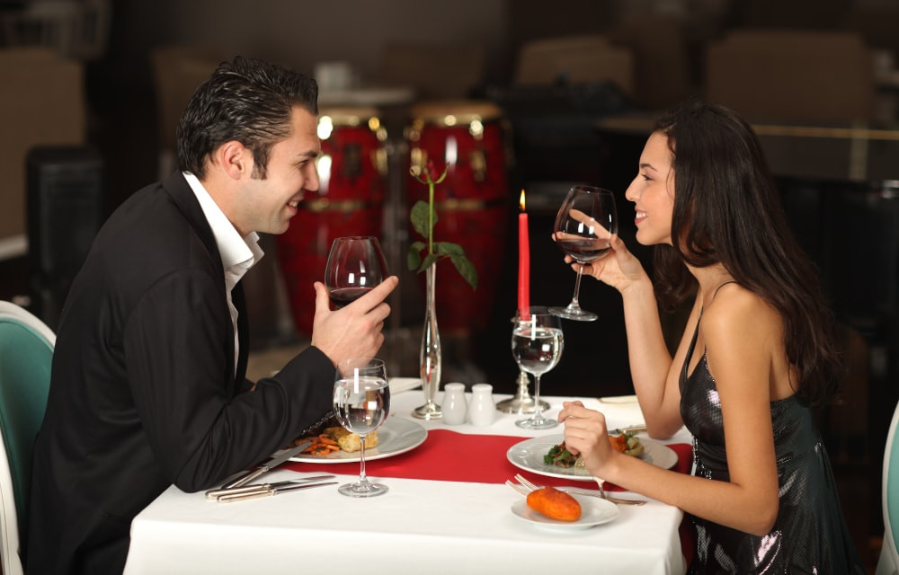 Valentines Day Dinner Specials
 Valentine s Day Specials to Attract Customers to Your
