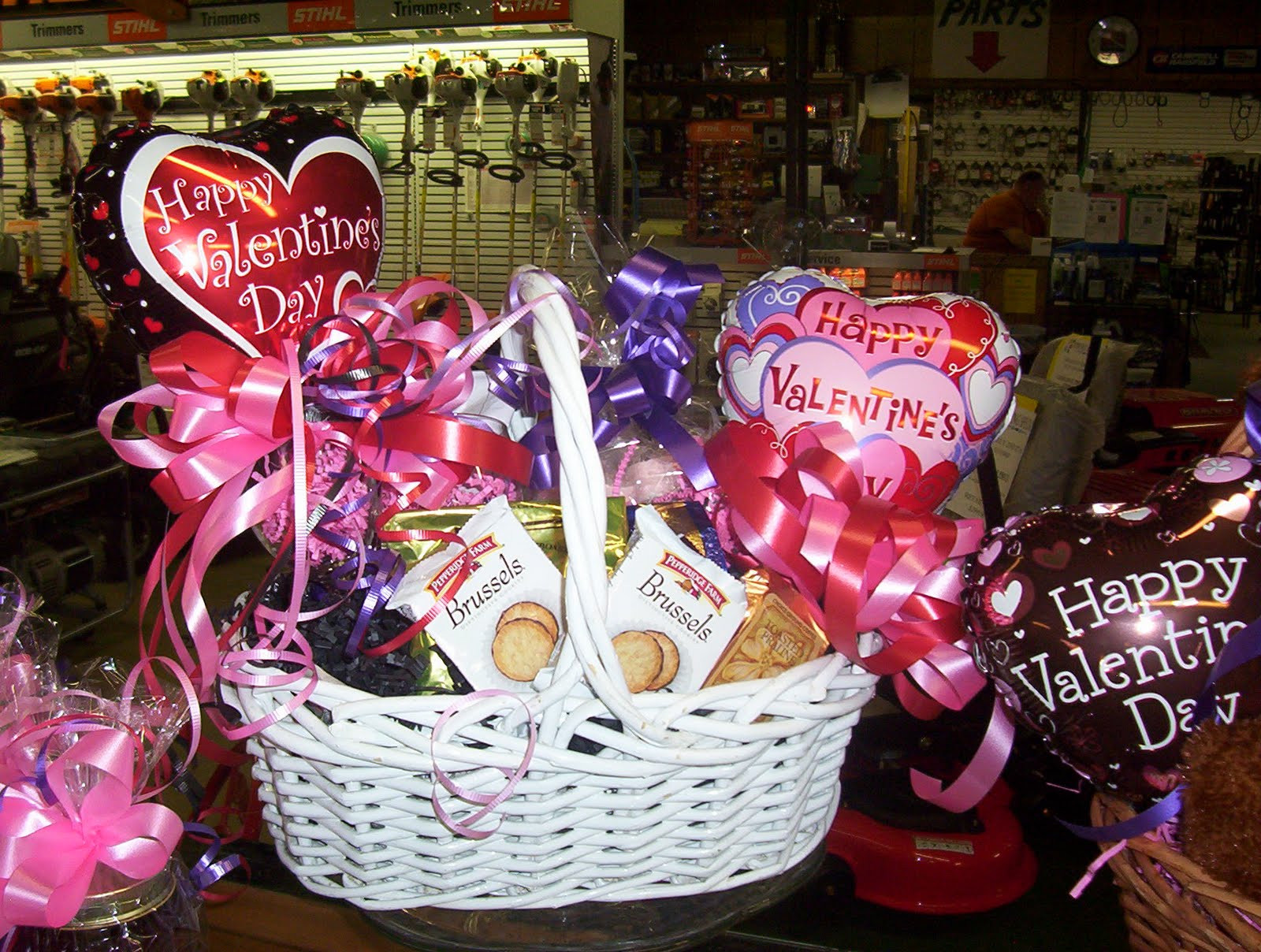 Valentines Day Gift Basket Ideas
 Lanky s Gift Basket Shoppe VALENTINE BASKETS