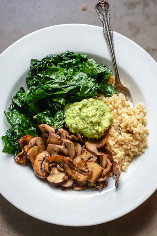 Vegan Bowl Recipes
 Super vegan bowl with parsley cashew pesto
