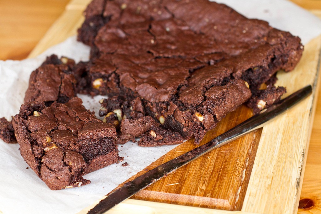 Vegan Brownie Recipes
 Vegan Brownies Two Ways — Oh She Glows