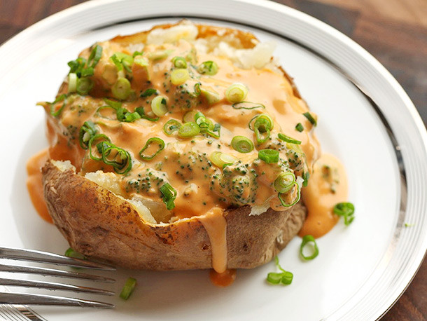 Vegan Recipes With Potatoes
 Vegan Cheesy Baked Potatoes With Broccoli Recipe