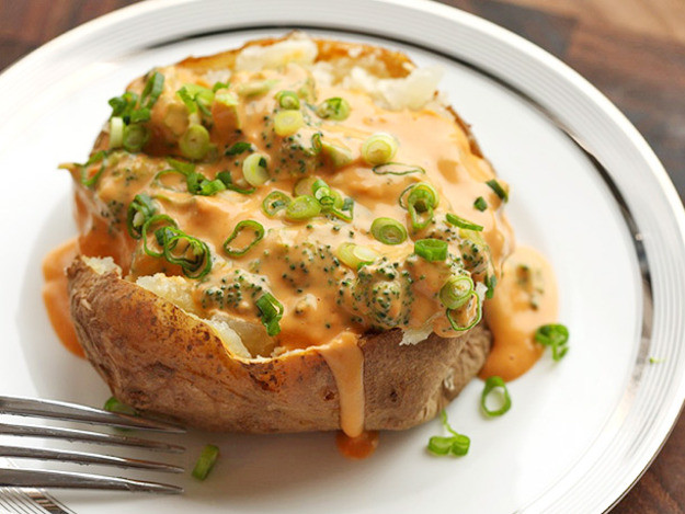 Vegetarian Broccoli Recipe
 Vegan Cheesy Baked Potatoes With Broccoli Recipe