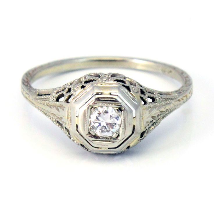 Vintage Wedding Rings 1920
 18K Antique Art Deco 1920s Diamond Filigree Engagement Ring