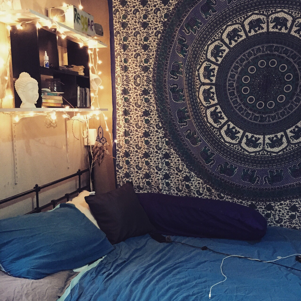 Wall Hangings For Bedroom
 Blue Hippie Floral Mandala Tapestry Bedspread Bed Cover