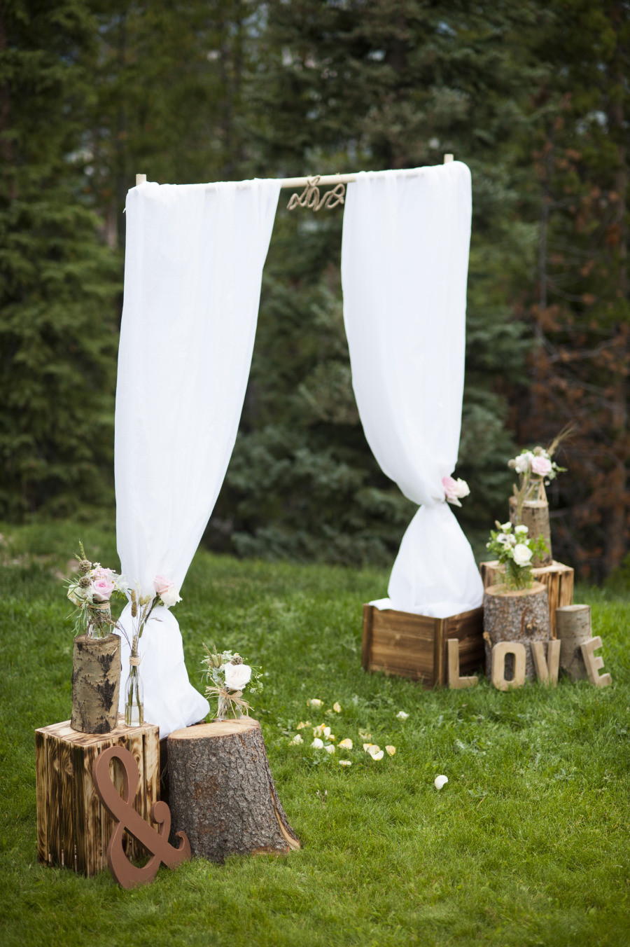 Wedding Altar Decorations
 Say “I Do” to These Fab 51 Rustic Wedding Decorations