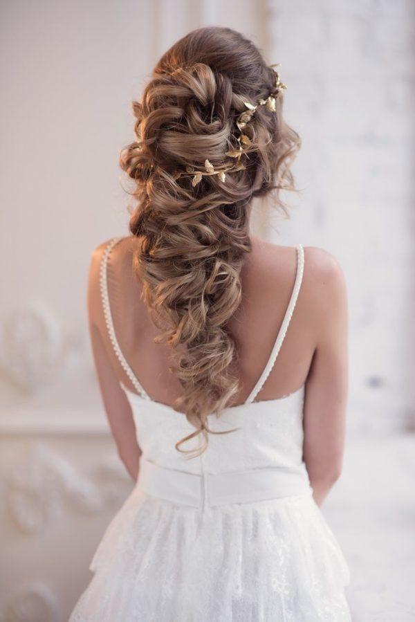 Wedding Bride Hairstyle
 16 Totally Awesome Wedding Hairstyle Ideas That Will