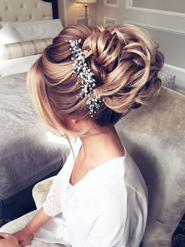 Wedding Bride Hairstyle
 25 Chic Updo Wedding Hairstyles for All Brides