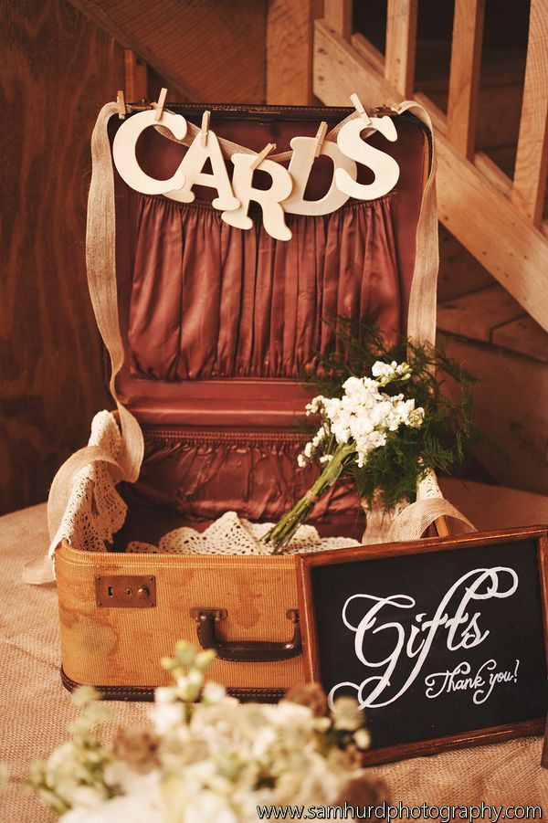 Wedding Gift Tables Ideas
 Tips on Handling the Wedding Gift Table