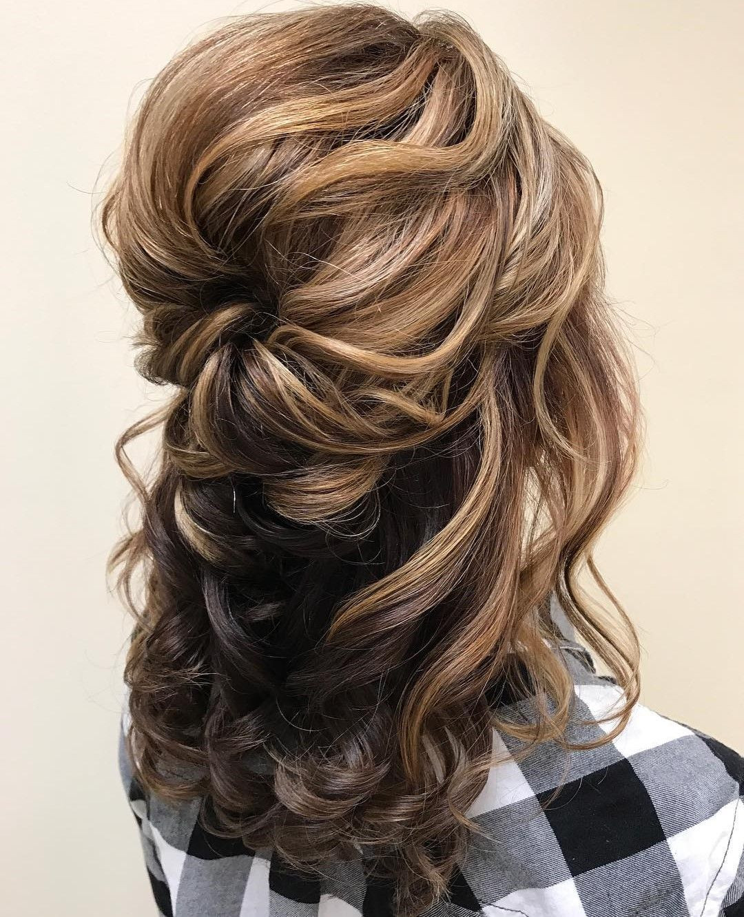 Wedding Hairstyles For Moms
 50 Ravishing Mother of the Bride Hairstyles