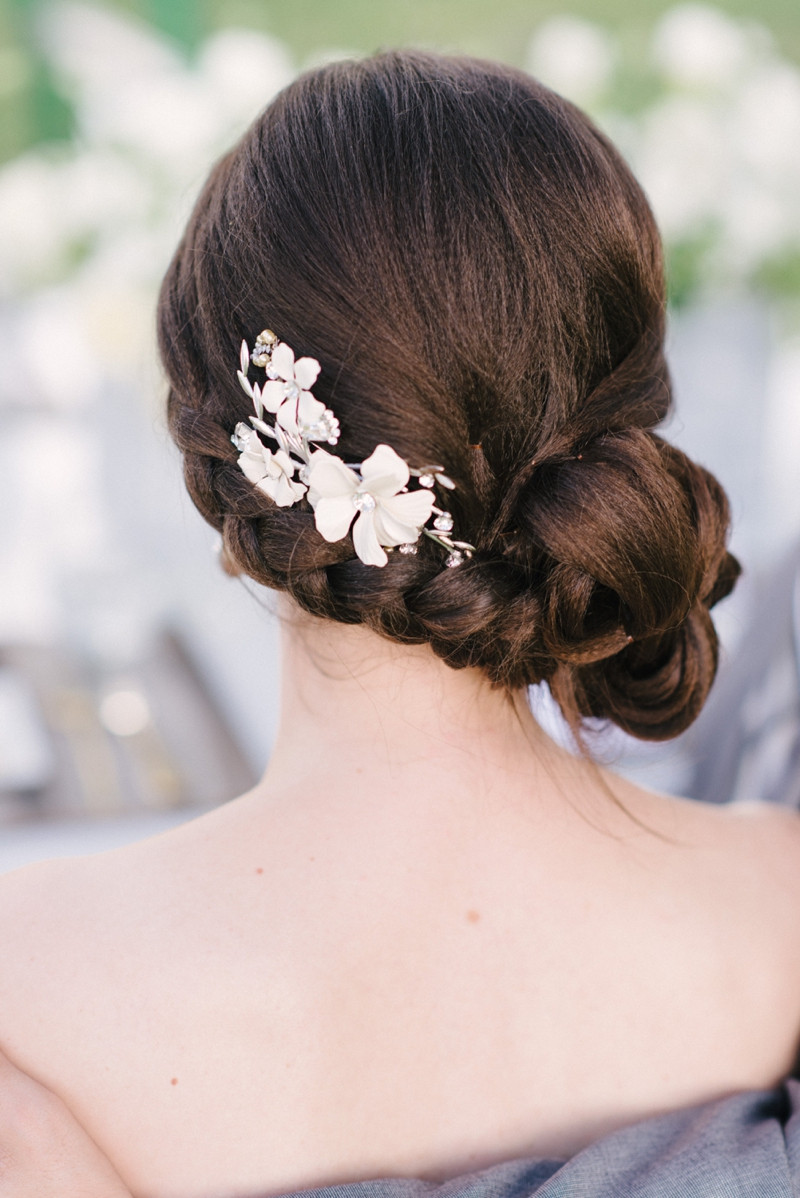 Wedding Hairstyles On The Side
 20 Elegant Wedding Hairstyles with Exquisite Headpieces