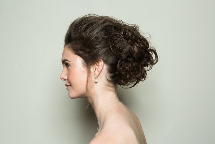 Wedding Hairstyles Step By Step
 Bridal Hairstyle Step by Step Glam Textured Messy Bun