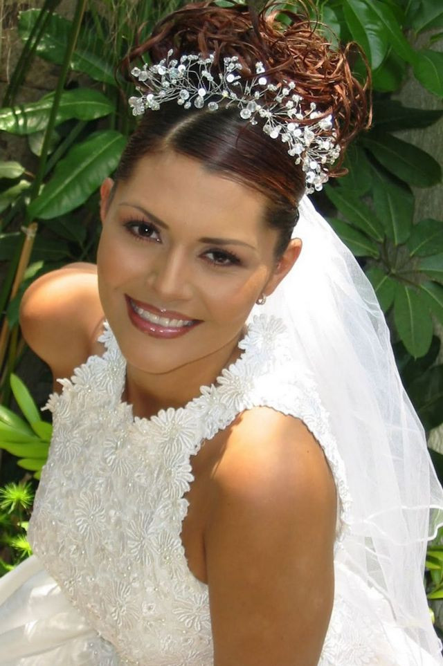 Wedding Hairstyles With Veil And Tiara
 Wedding Hairstyle with Tiara