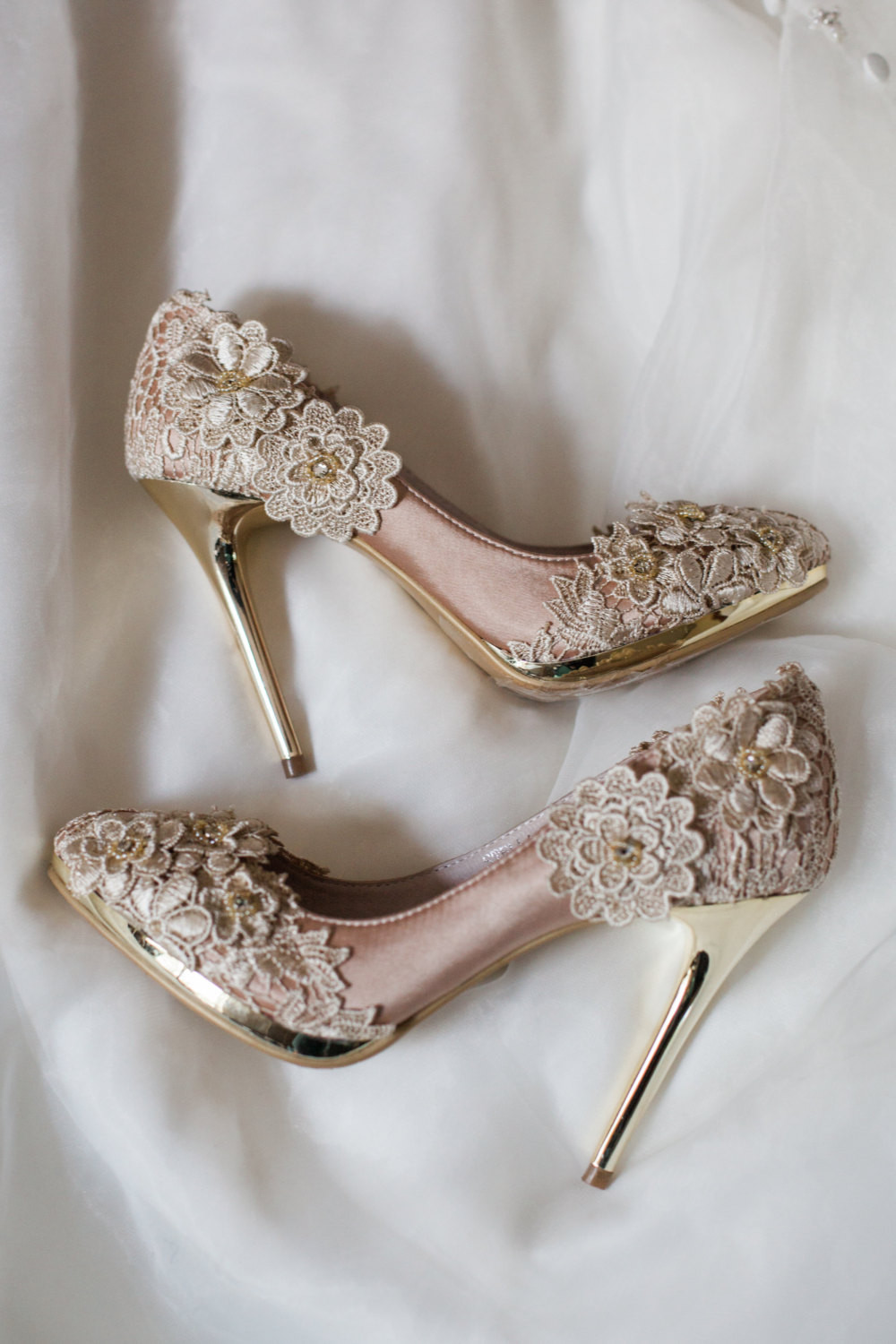 Wedding Shoes Lace
 SALE Vintage Flower Lace Wedding Shoes with Champagne Gold