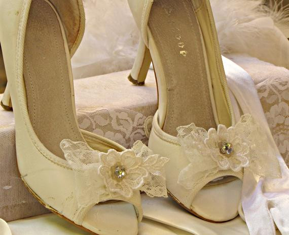 Wedding Shoes With Bows
 301 Moved Permanently