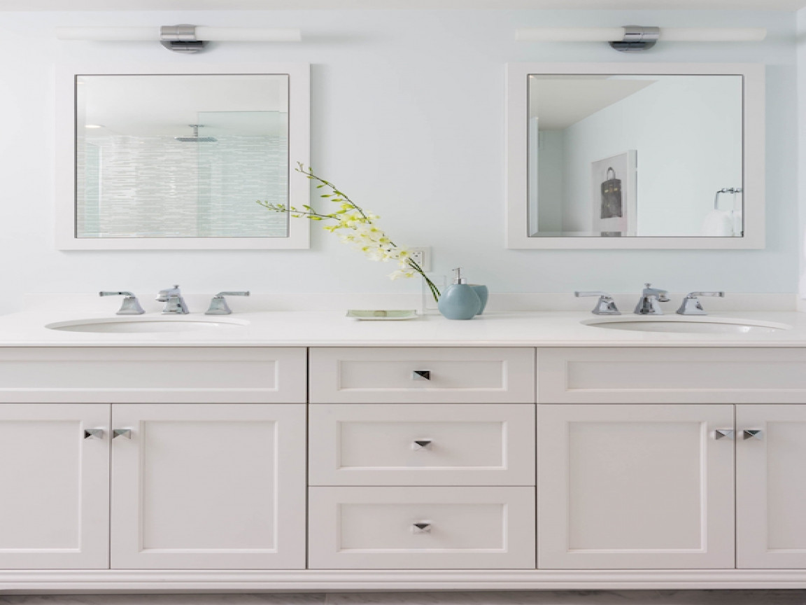 White Shaker Bathroom Cabinets
 Glass bathroom knobs ice white shaker bathroom cabinets