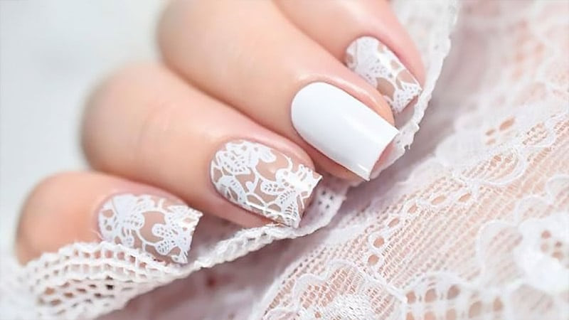 White Wedding Nails
 20 Gorgeous Wedding Nail Designs for Brides The Trend