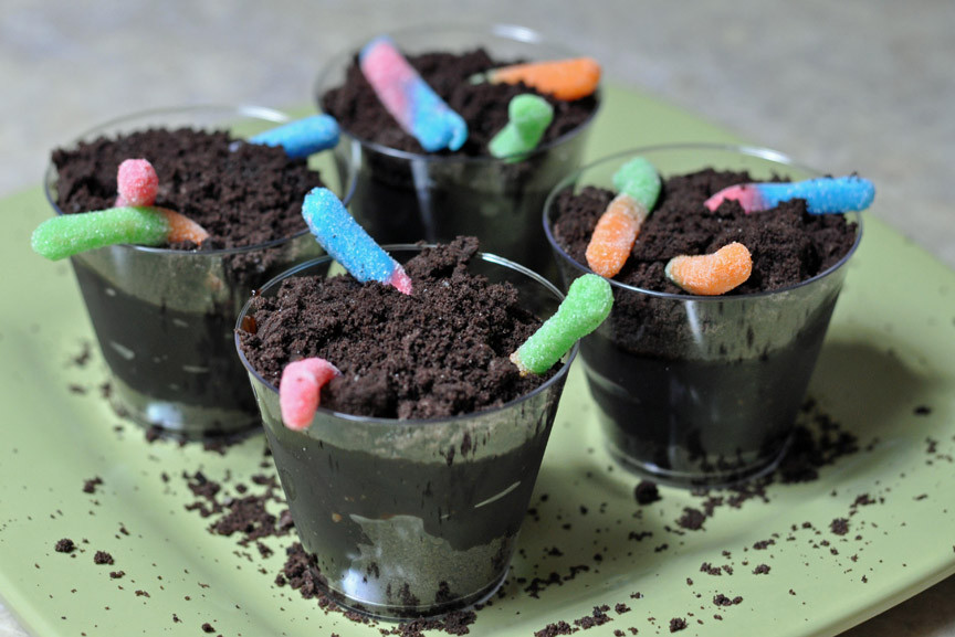 Worms In Dirt Dessert
 Dirt Cups With Gummy Worms Mommy s Fabulous Finds