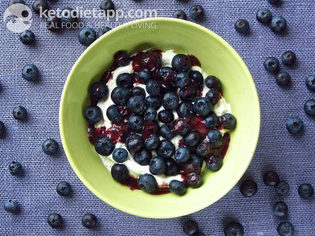 Yogurt On Keto Diet
 Keto meal Greek yogurt with blueberries