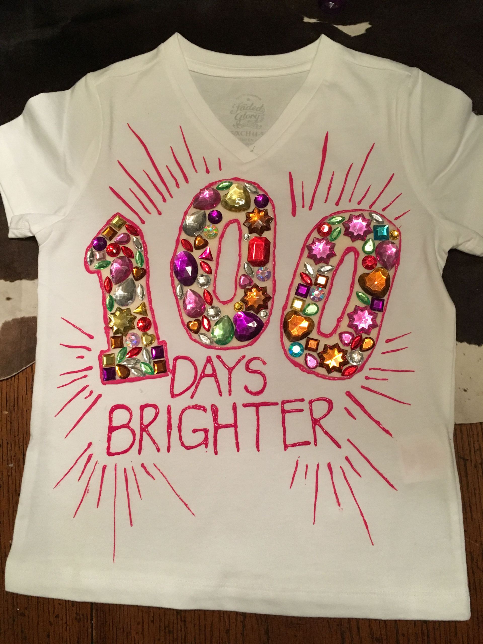 100 Day Shirt Decorating Ideas
 100 days of school t shirt decorating ideas